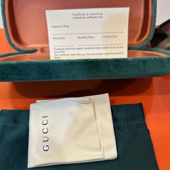 Gucci Black Sunglasses main image 4